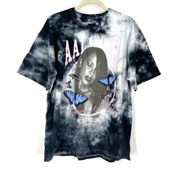 Aaliyah Princess Of R&B One In A Million Portrait Tie Dye T-Shirt Size 1X NWOT - Picture 8 of 12